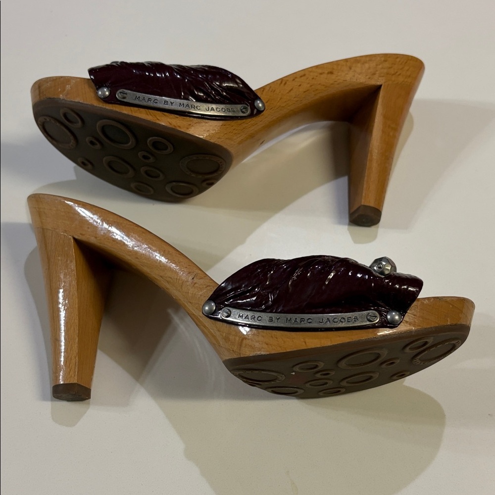 Marc Jacobs Wood Burgundy Mules with Bow Accent-Y2K - Picture 8 of 10